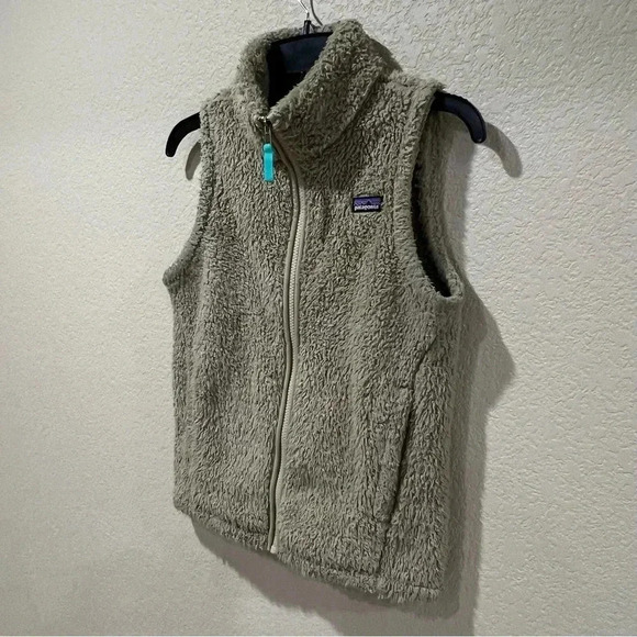 Patagonia Girls Los Gatos Vest Khaki Fleece Sz XL 14 Polyester Sty65490, - Picture 13 of 16